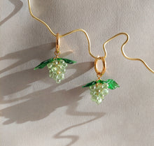 Load image into Gallery viewer, Pearfect Grapes
