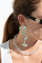 Load image into Gallery viewer, Off Bloom