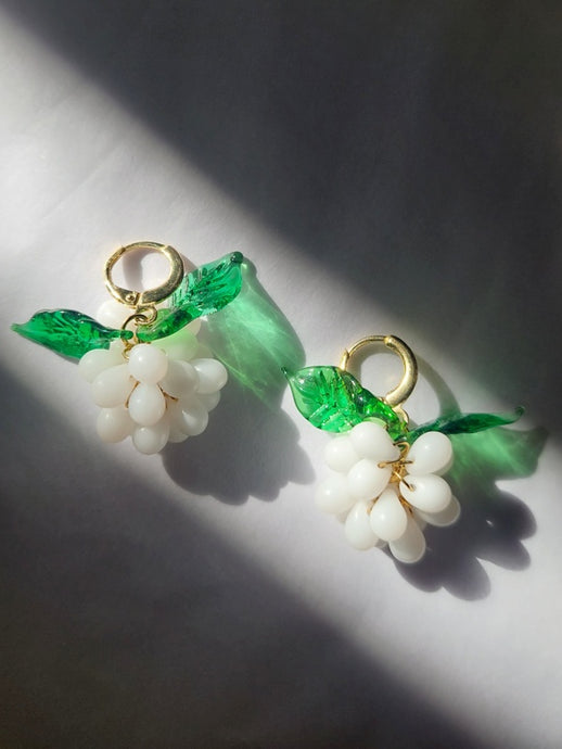 Cute handmade sterling silver huggie hoop earrings with Berries charm made of Czech and Murano glass beads. The perfect colorful jewelry.