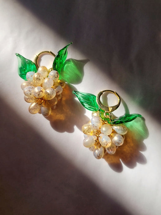 Cute handmade sterling silver huggie hoop earrings with Berries charm made of Czech and Murano glass beads. The perfect colorful jewelry.